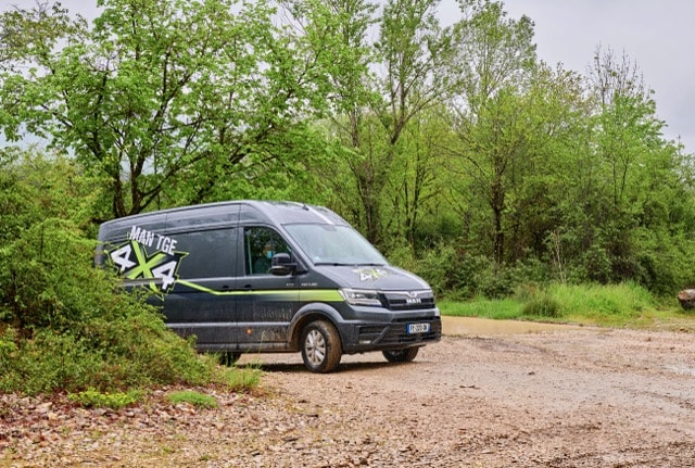 MAN TGE 4x4 frnachissement