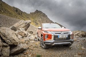 nouveau Mitsubishi L200 2020, il est à l'aise en tout terrain mais aussi sur route avec son mode 4x4 permanent.