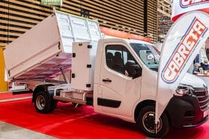 benne Cabreta- Renault Master et coffre dos cabine