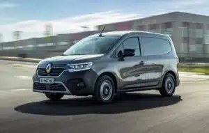 Marché des utilitaires juillet 2026 : la baisse s’installe, Renault résiste mieux que Stellantis